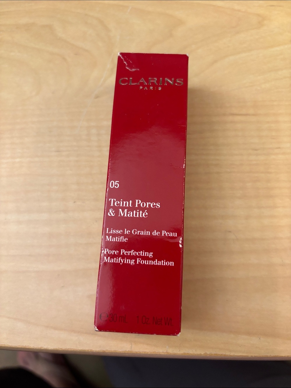 Clarins Teint Pores & Matité Foundation Shade 05 - Nude Cappuccino
